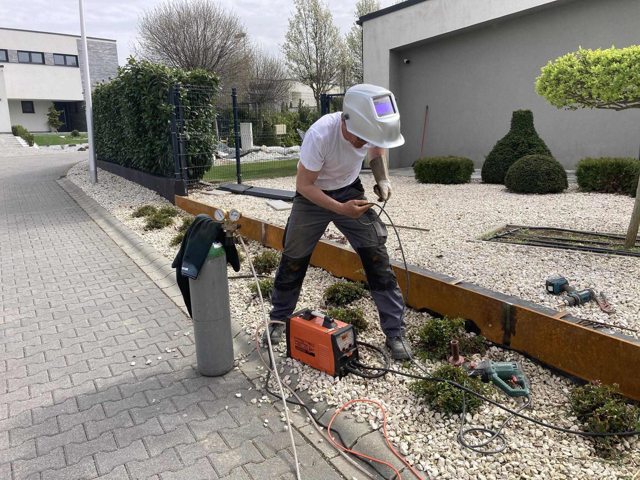 Corten támfal építés