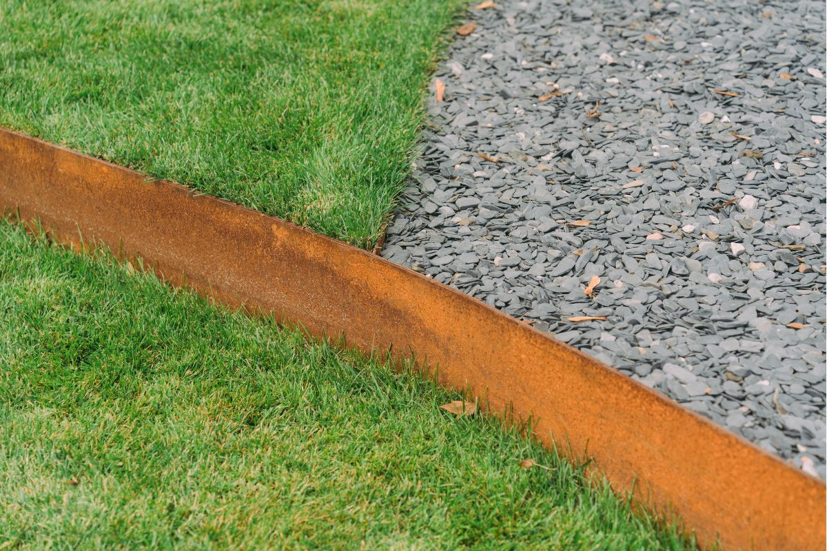 Corten acél szegélyek